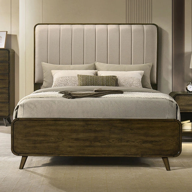 Eastlin E.King Bed
