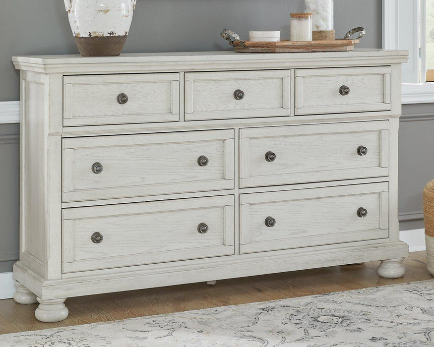 Robbinsdale Dresser