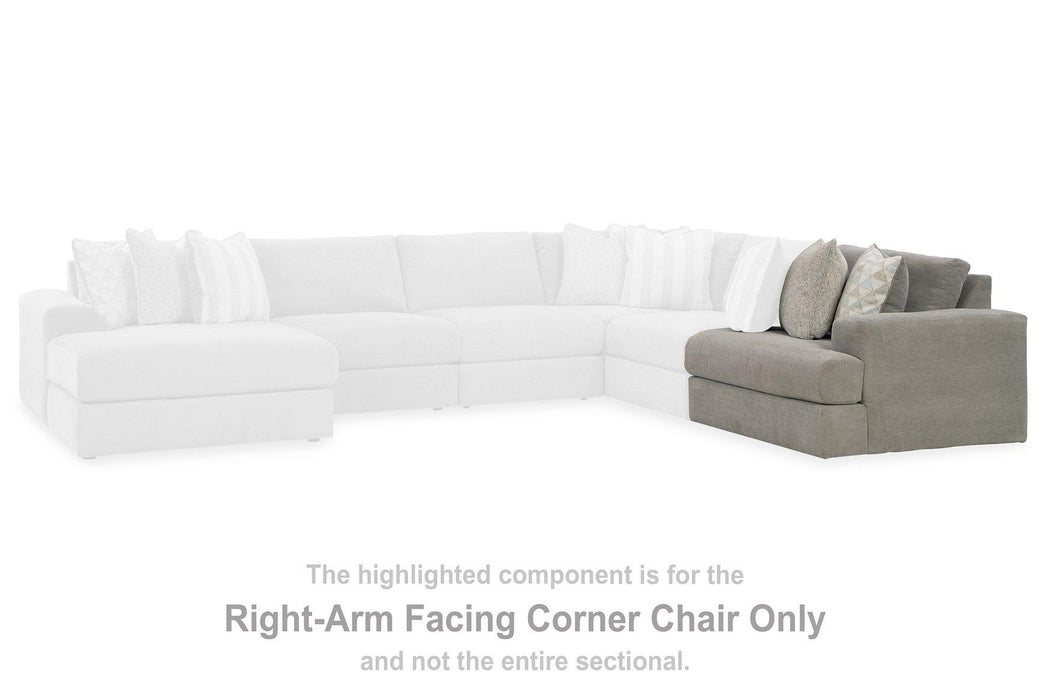 Avaliyah Sectional with Chaise