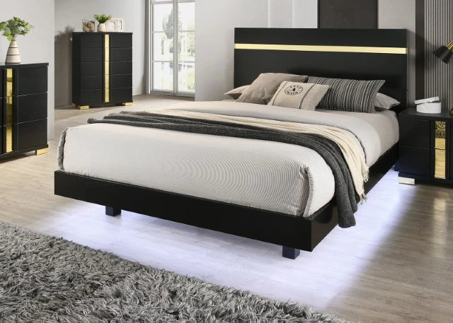 Lillestrom Queen Bedroom Set