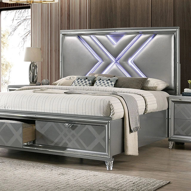 Emmeline Bed Silver & White