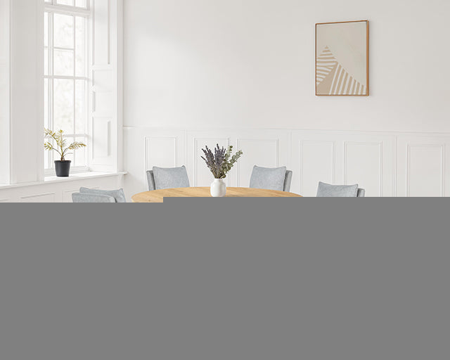Tottenham 59" Round Table
