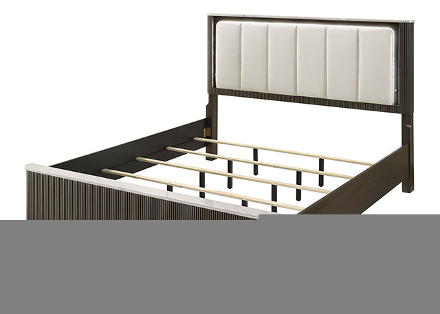 Lantrisant E.King Bed