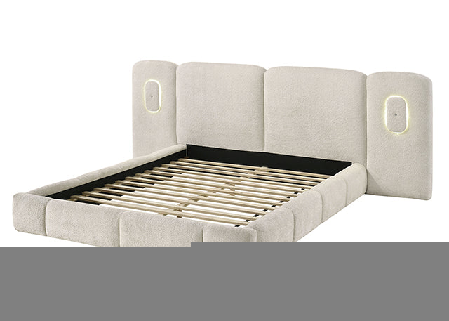 Newhaven E.King Bed